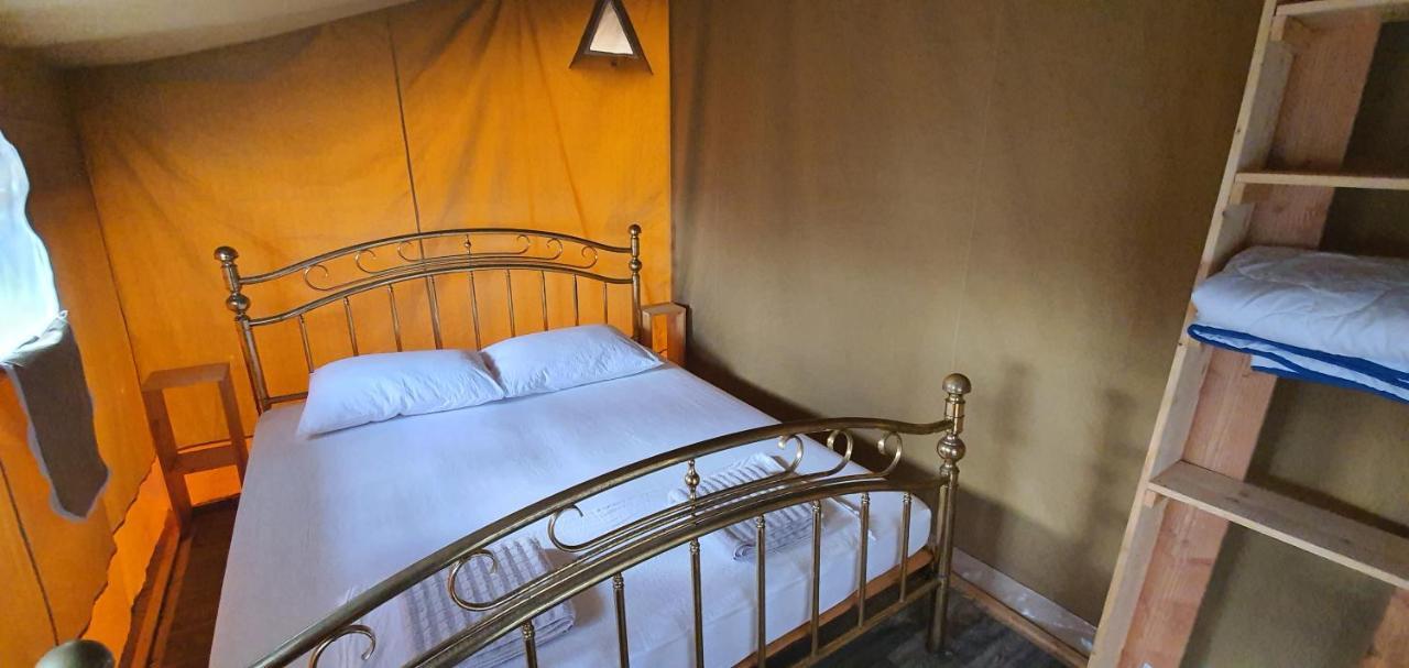 Marusina Olive Hills - Glamping & Minicamp Hotel Punat Buitenkant foto