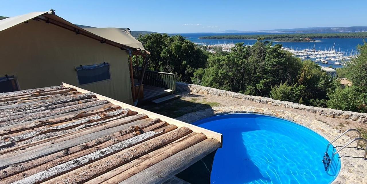 Marusina Olive Hills - Glamping & Minicamp Hotel Punat Buitenkant foto