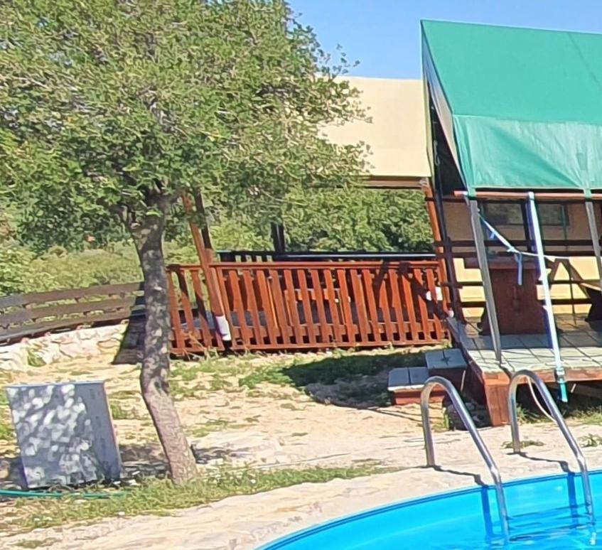 Marusina Olive Hills - Glamping & Minicamp Hotel Punat Buitenkant foto
