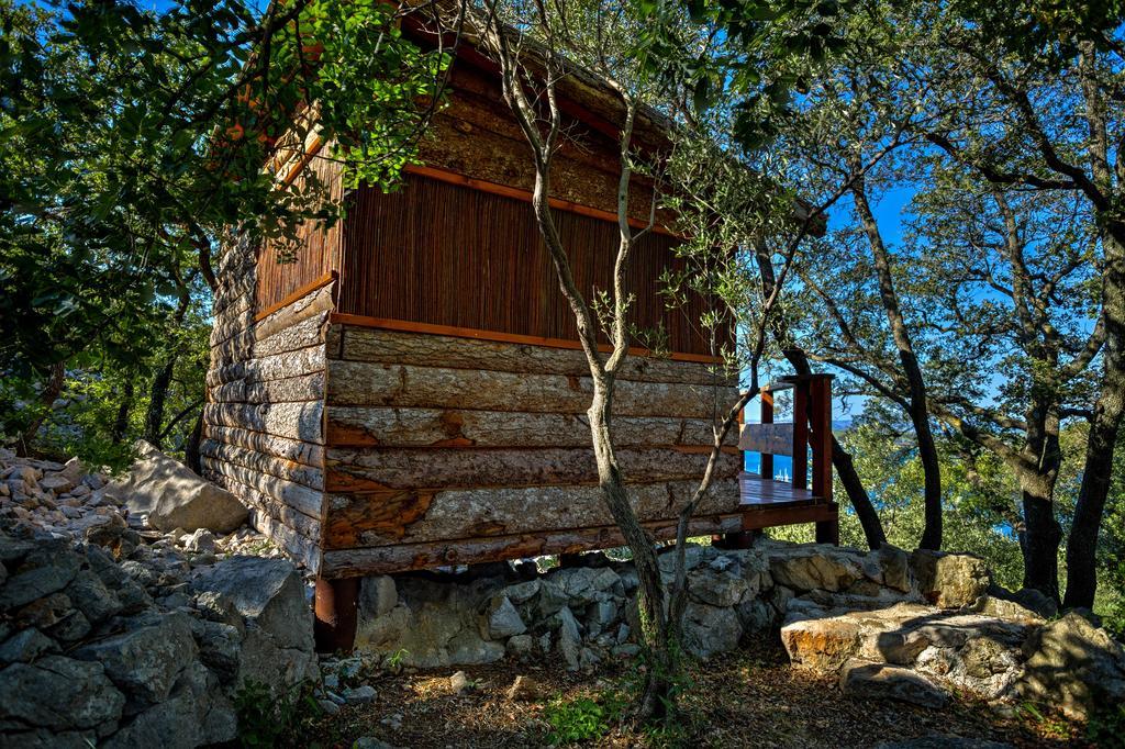 Marusina Olive Hills - Glamping & Minicamp Hotel Punat Buitenkant foto