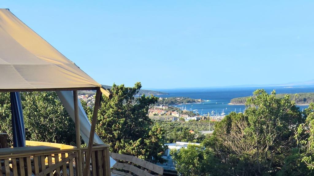 Marusina Olive Hills - Glamping & Minicamp Hotel Punat Buitenkant foto